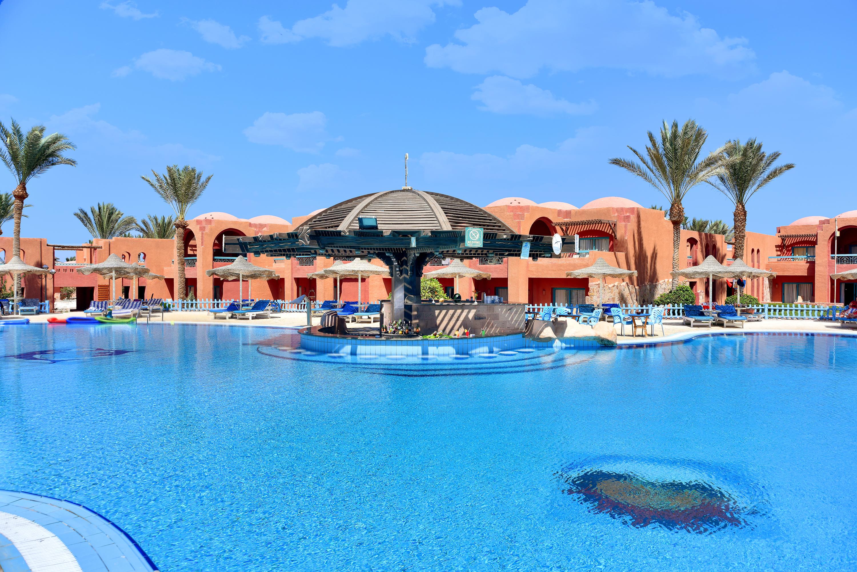 Марса-Алам Египет. Фантазия Резорт Марса Алам Египет. Отель Novotel Marsa Alam 5*. Hotelux oriental Coast Marsa Alam 4*.